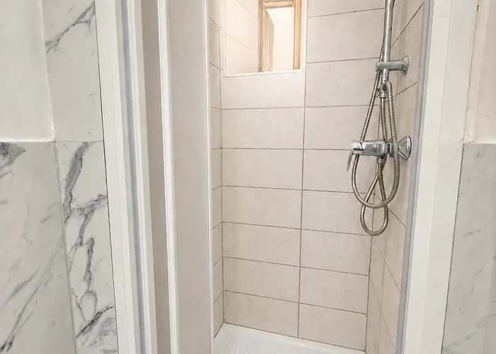 Termini Apartment, In The Heart Of San Lorenzo With Private Parking