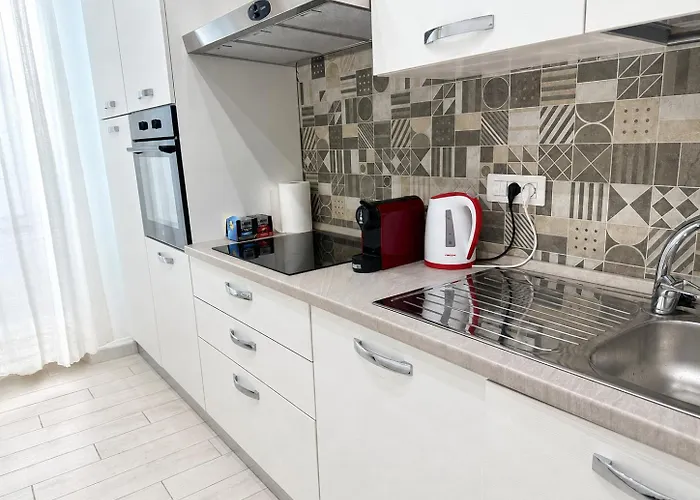Termini Apartment, In The Heart Of San Lorenzo With Private Parking